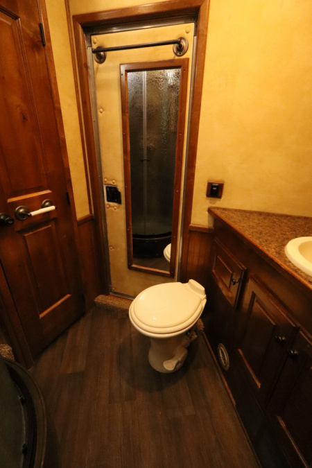 Used 2016 Sundowner 3 Horse LQ W/Slide-out Horse Trailer