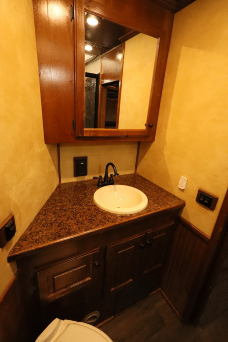 Used 2016 Sundowner 3 Horse LQ W/Slide-out Horse Trailer