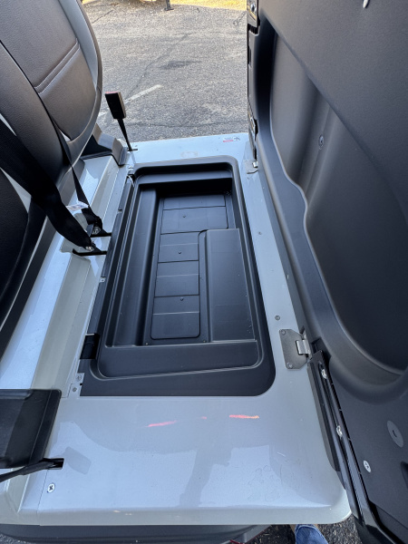 New 2026 Icon EV Epic FX40 LSV Golf Cart