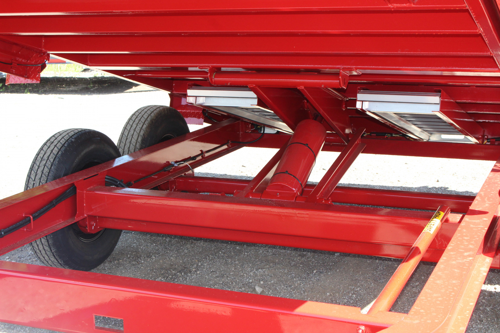 New 2026 Moritz 6' 10" x 14' Heavy Commercial DLH Series Dump Trailer - 14000# GVW