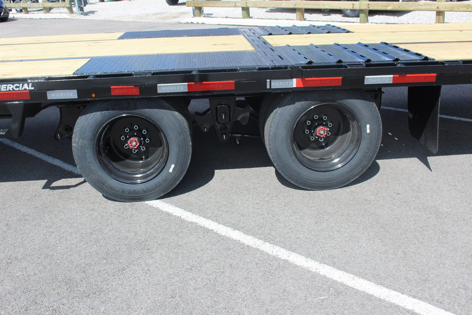 New 2026 Moritz FDGH Hydraulic Tail 40' GOOSENECK Deckover Flatbed Trailer- 25900# GVW