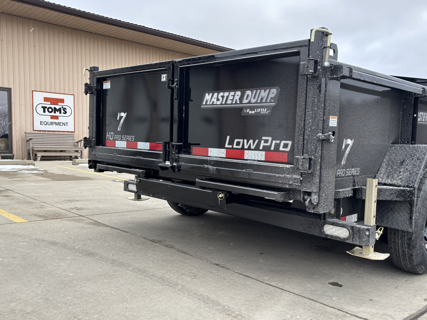 New 2026 Doolittle Trailers Master Dump 82"X16' Gooseneck Dump Trailer W/ Wireless Remote - 14,000# GVWR