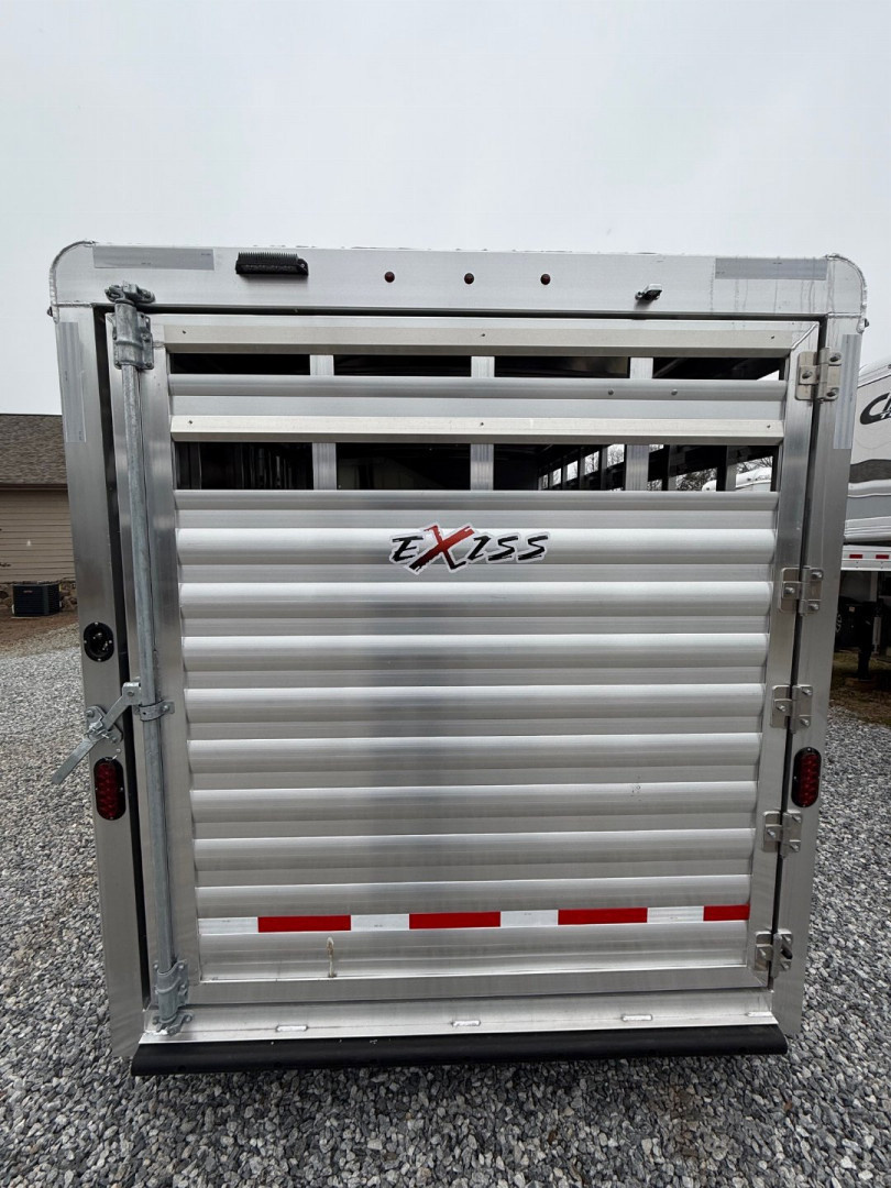 New 2026 Exiss Trailers Express CXF 4 Horse Slant Load GN Horse Trailer