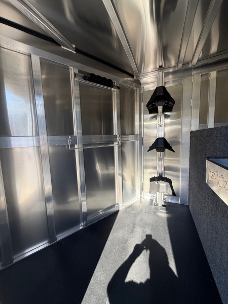 New 2026 Exiss Trailers Express CXF 3 Horse Slant Load GN Horse Trailer