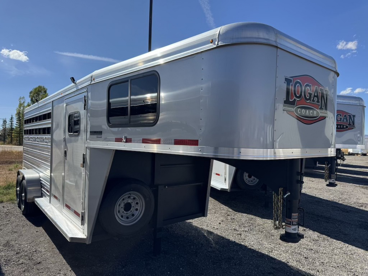 New 2025 Logan Coach Bullseye 4H Combo