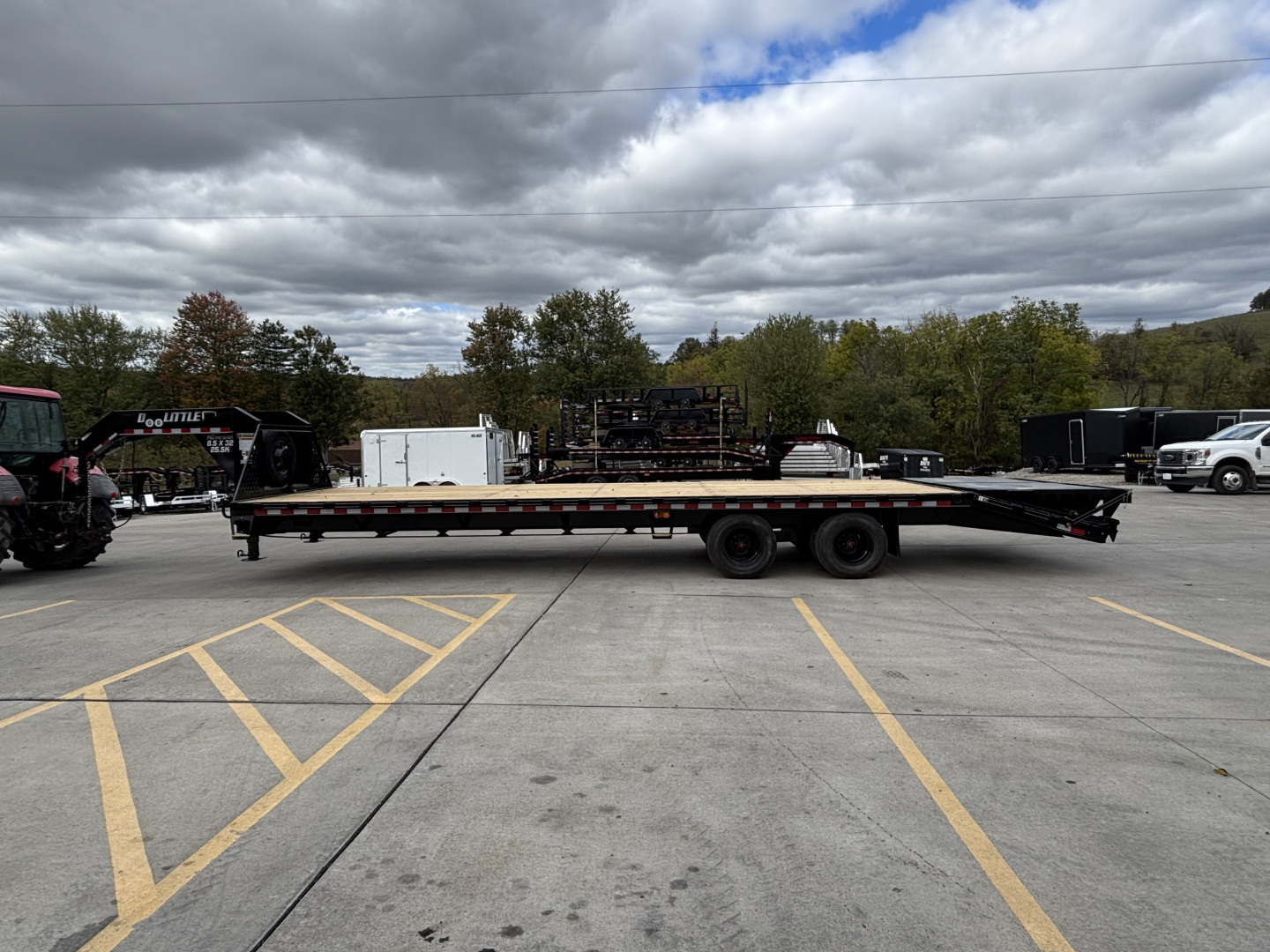 New 2026 Doolittle Trailers 102"x32' (28'+5' Dovetail) Gooseneck Tandem Dual Deckover Equipment Trailer - w/ Mammoth Ramps & Spare Tire - 25,500# GVWR