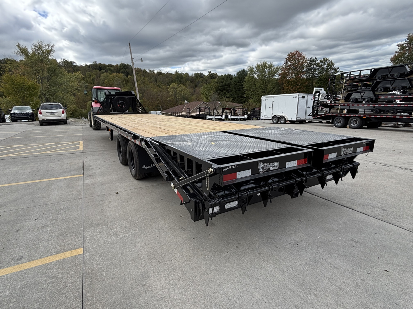 New 2026 Doolittle Trailers 102"x32' (28'+5' Dovetail) Gooseneck Tandem Dual Deckover Equipment Trailer - w/ Mammoth Ramps & Spare Tire - 25,500# GVWR