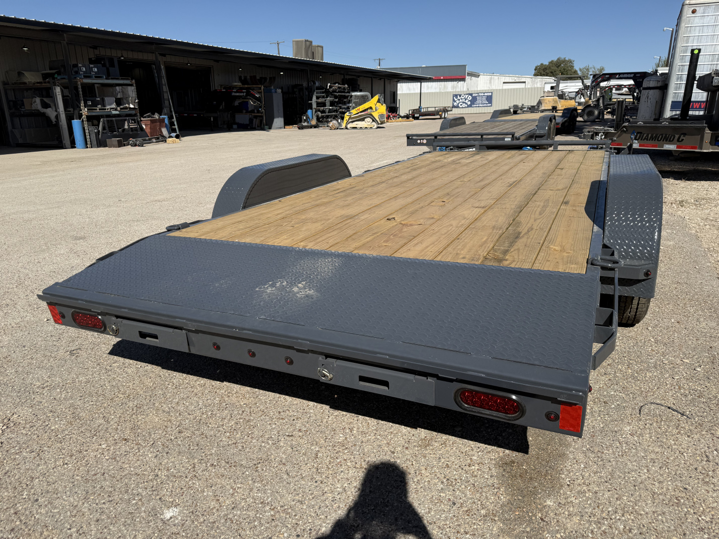 New 2026 Lamar Trailers 83X18 7K Car Hauler