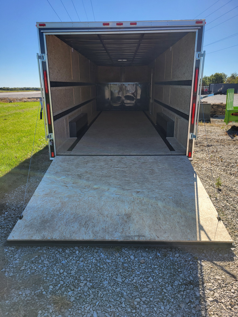 New 2026 Maxwell 8.5x24 Gooseneck Cargo / Enclosed Trailer