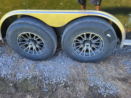 New 2026 Maxwell 8.5x24 Gooseneck Cargo / Enclosed Trailer