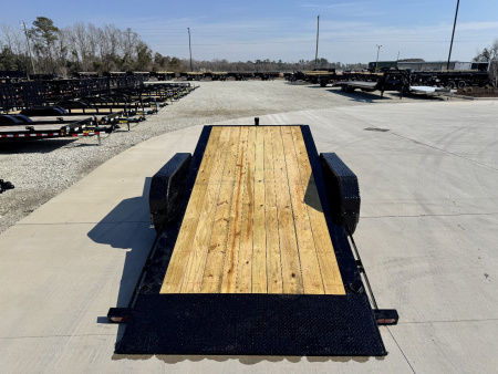 New 2025 Diamond C Trailers HDT207 7x20 Tilt Trailer