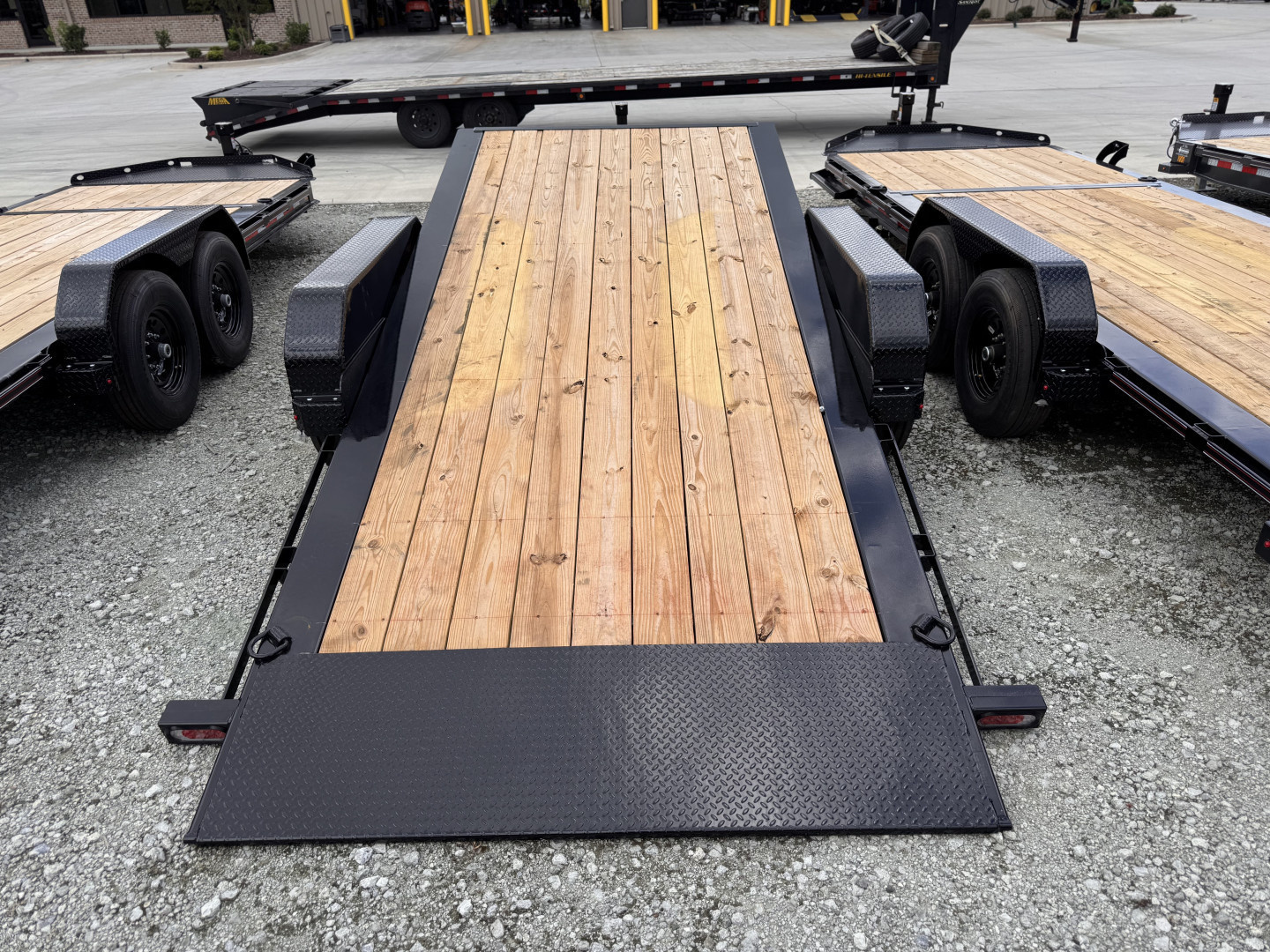 New 2025 Diamond C Trailers HDT207 7x22 Tilt Trailer