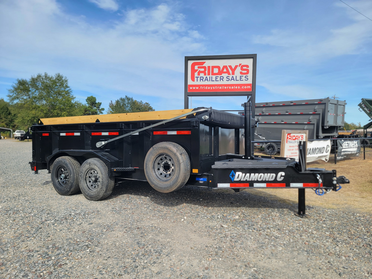 New 2026 Diamond C Trailers LPT207 14' x 82" Pacesetter Edition Dump Trailer