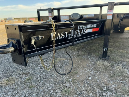 Used 2022 East Texas Trailers 25' Pintle Hitch Trailer