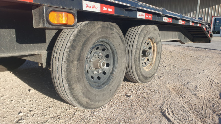 Used 2025 Trail Maxx 102"x40' Flatbed w/ Max Ramps