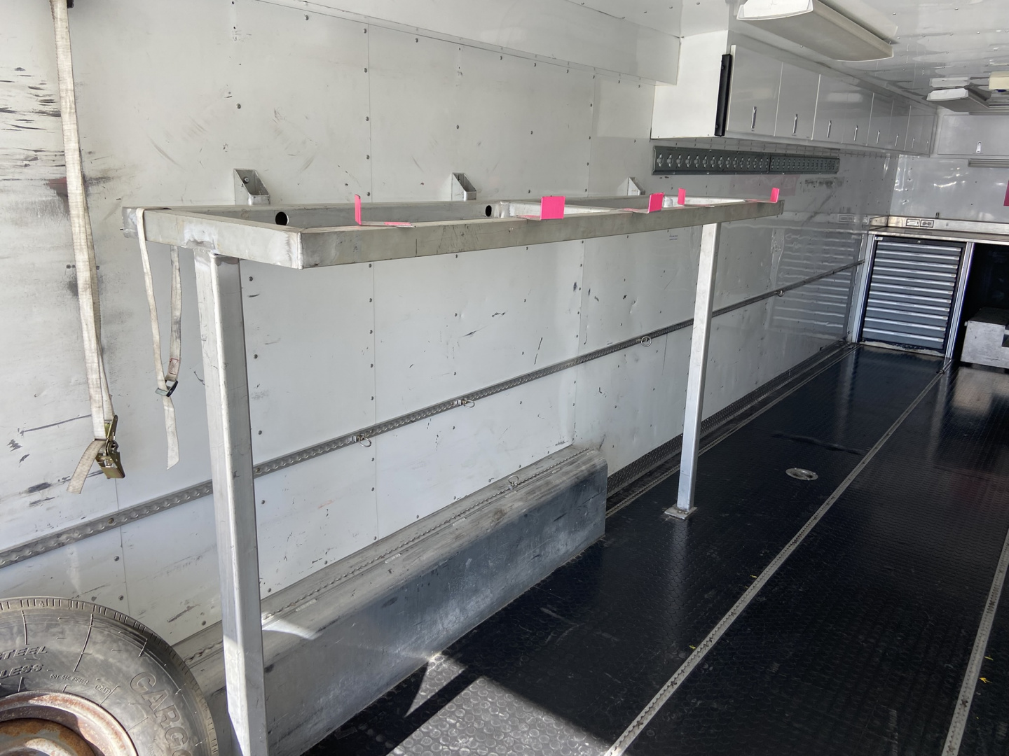 Used 2003 International Extended Cab with 2000 Featherlite Trailer