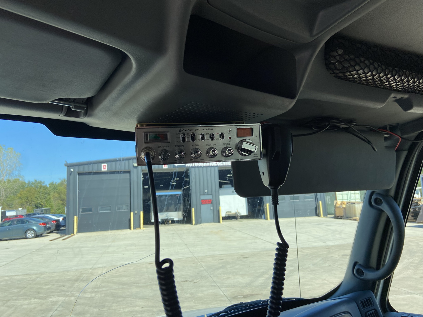Used 2003 International Extended Cab with 2000 Featherlite Trailer