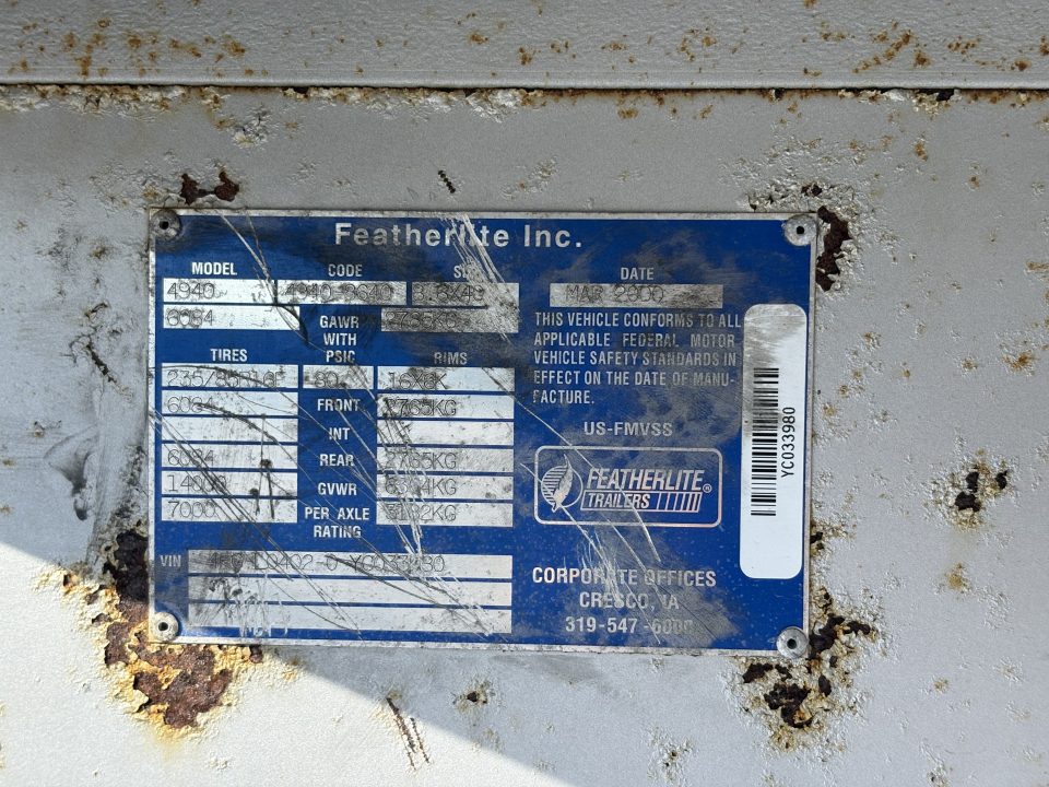 Used 2000 Featherlite Trailer