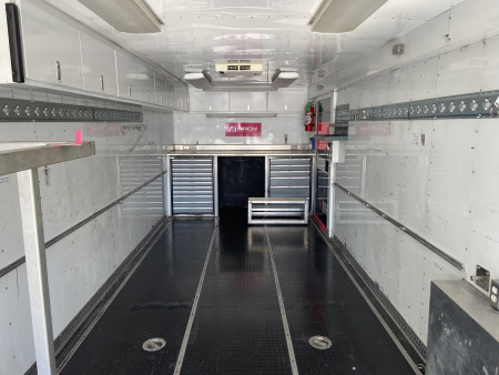 Used 2003 International Extended Cab with 2000 Featherlite Trailer