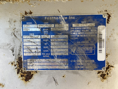 Used 2003 International Extended Cab with 2000 Featherlite Trailer
