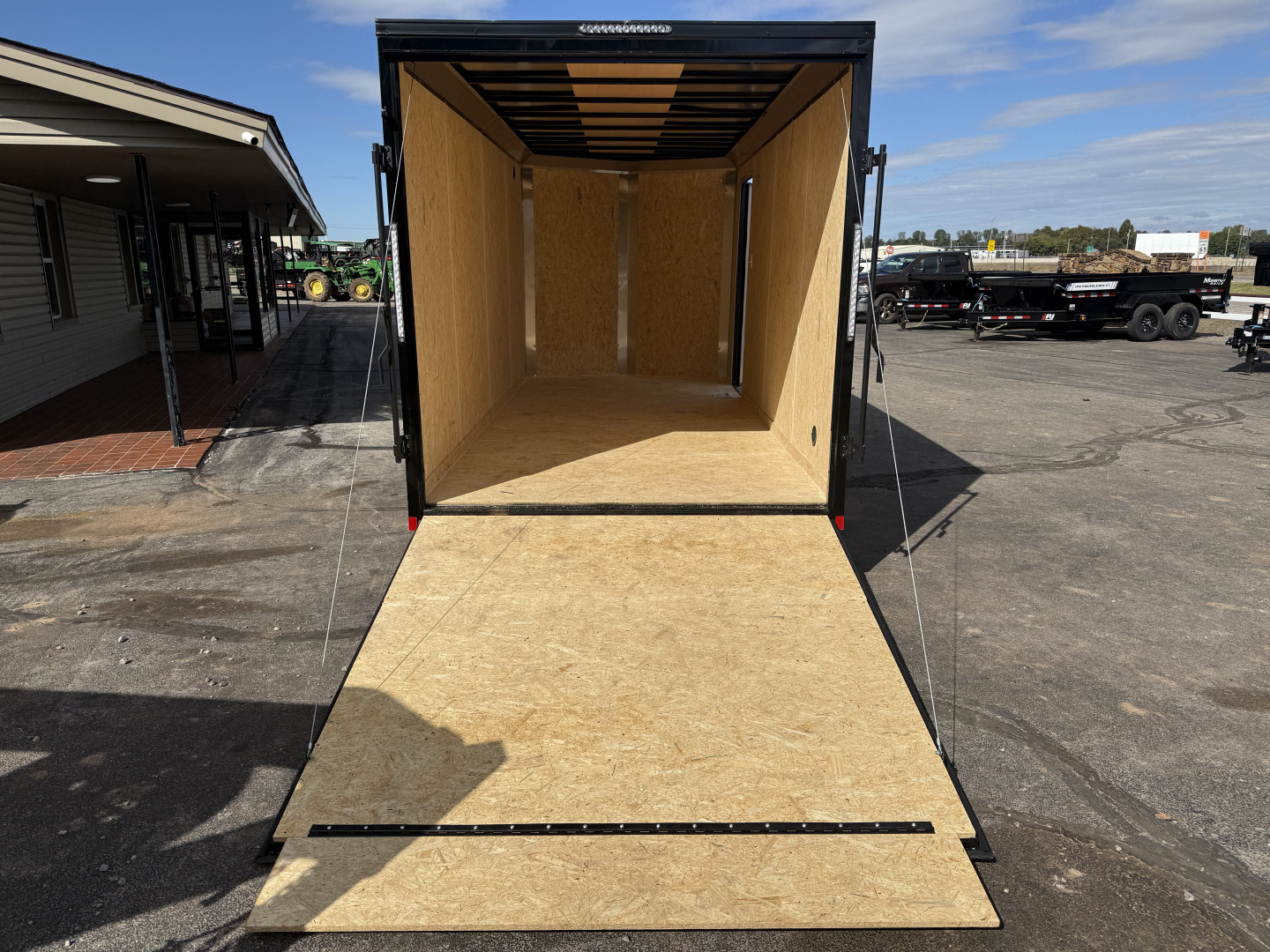 New 2026 Look 7'x16' Enclosed Cargo Trailer - ST DLX