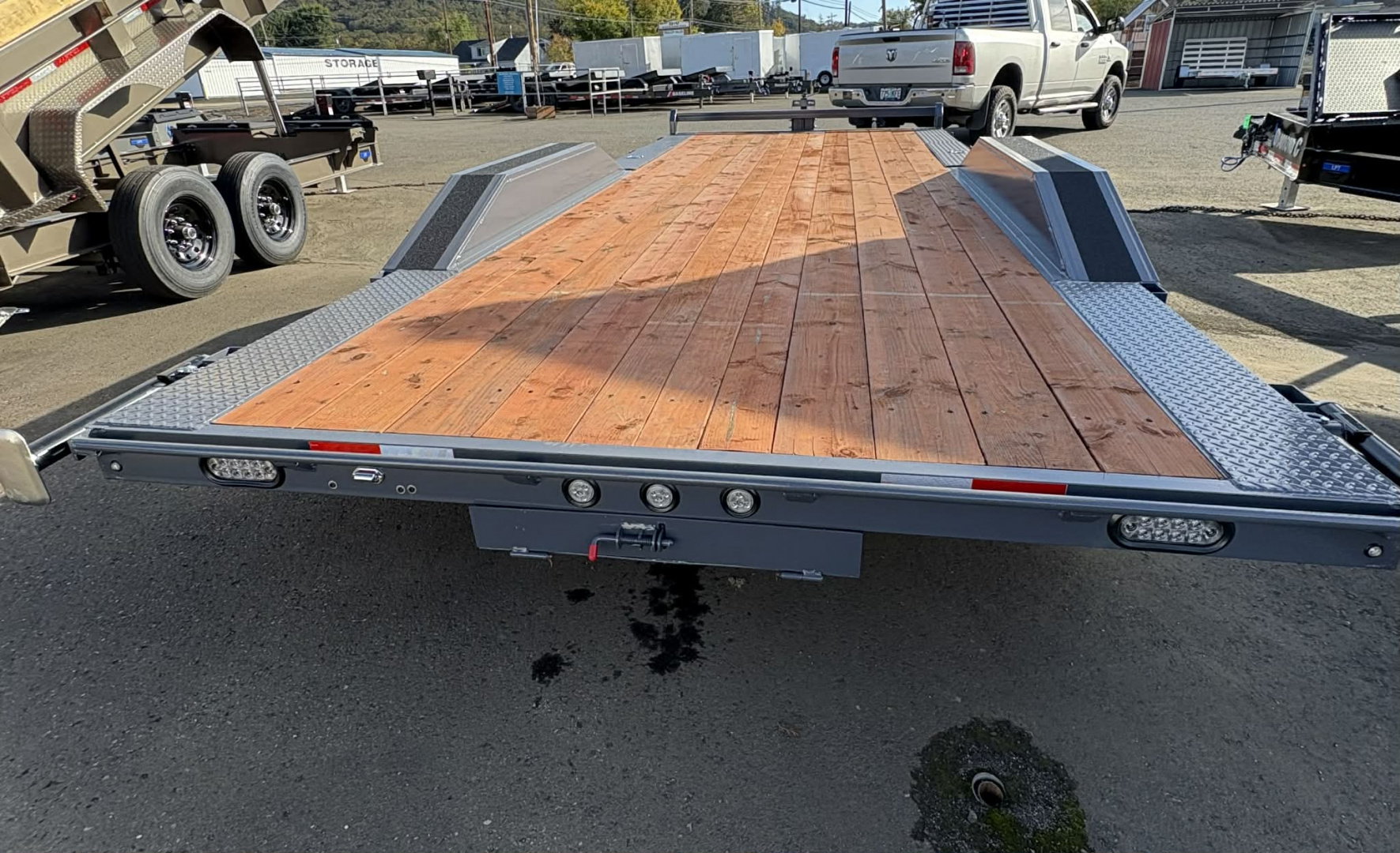 New CAR HAULER 2026 VERSATILE HD720TA3 7X20 ROCK CRAWLER DRIVE OVER FENDERS 10K TRAILER GRAY