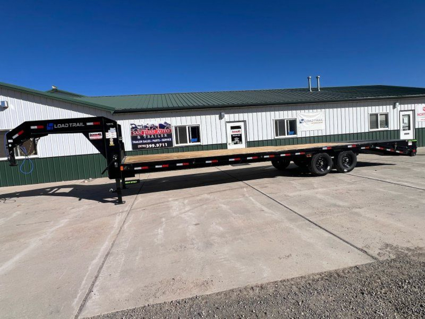 New 2026 Load Trail 102"x30' GN Low Pro Gooseneck Bodies