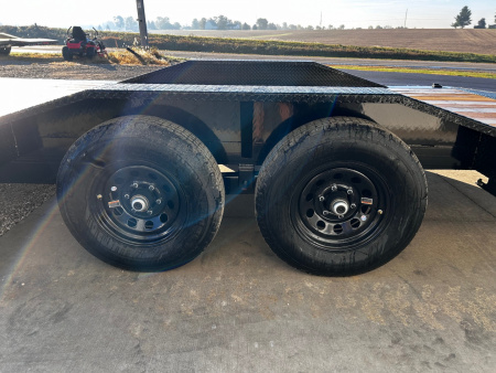 New 2026 MAXXD 102"X20' H5X CAR HAULER 9.9K GVWR DRIVE-OVER FENDERS Car / Racing Trailer