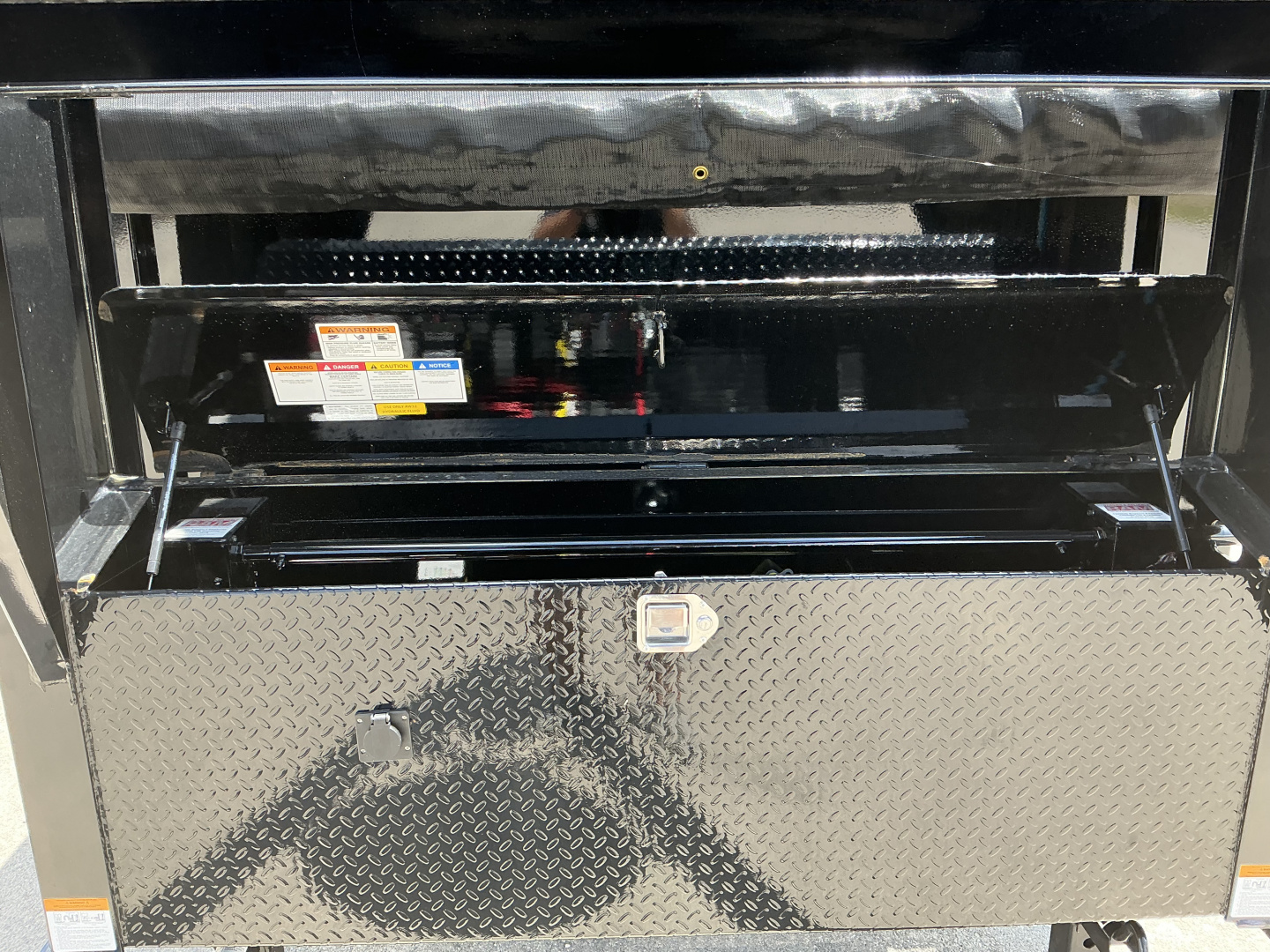 New 2026 PJ 82"x16' GN Tandem Axle HD Low Pro Dump w/ 36" Sides – DE