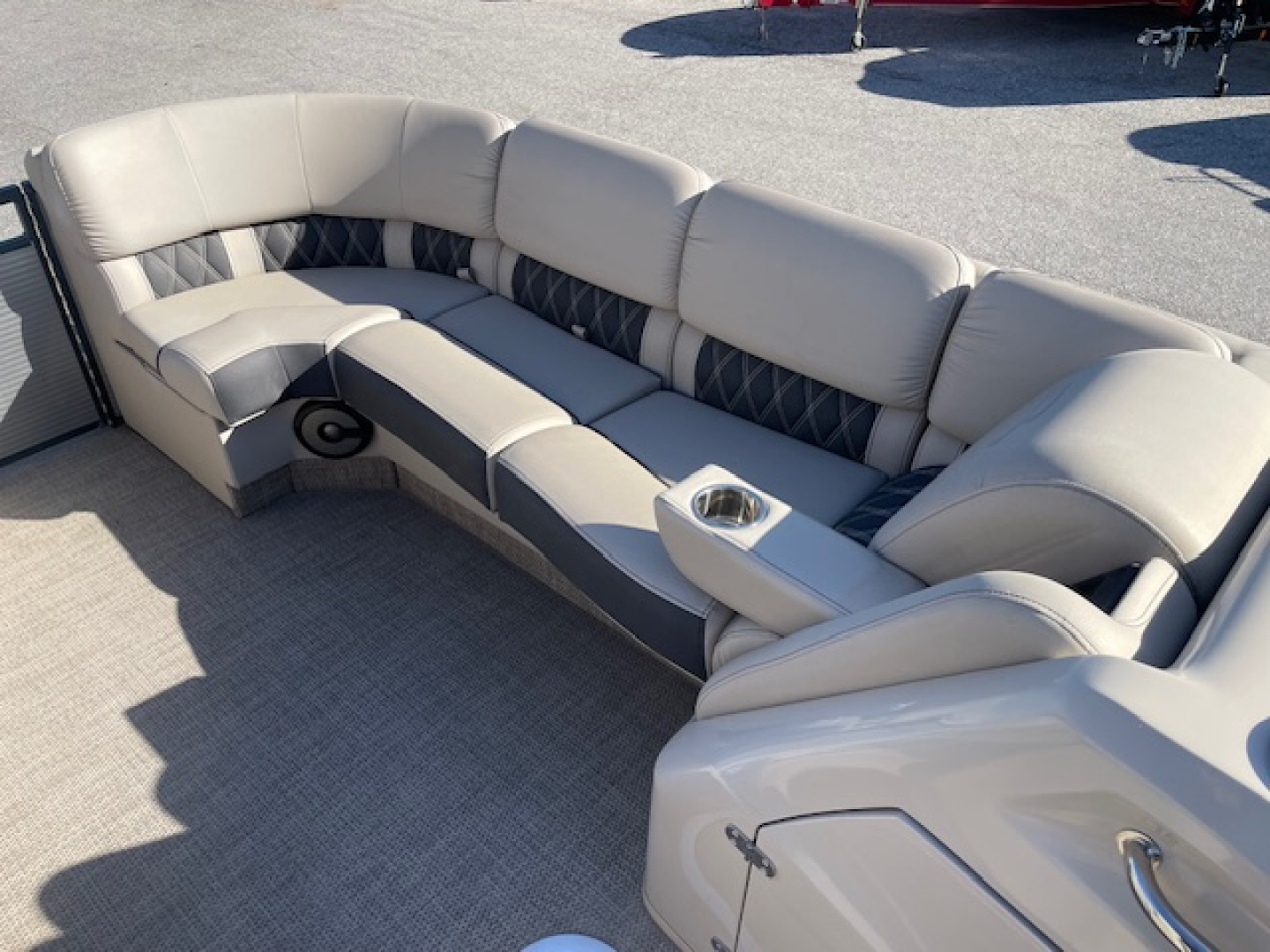 Used 2019 Bennington 2350 RCL Tritoon Pontoon Boat