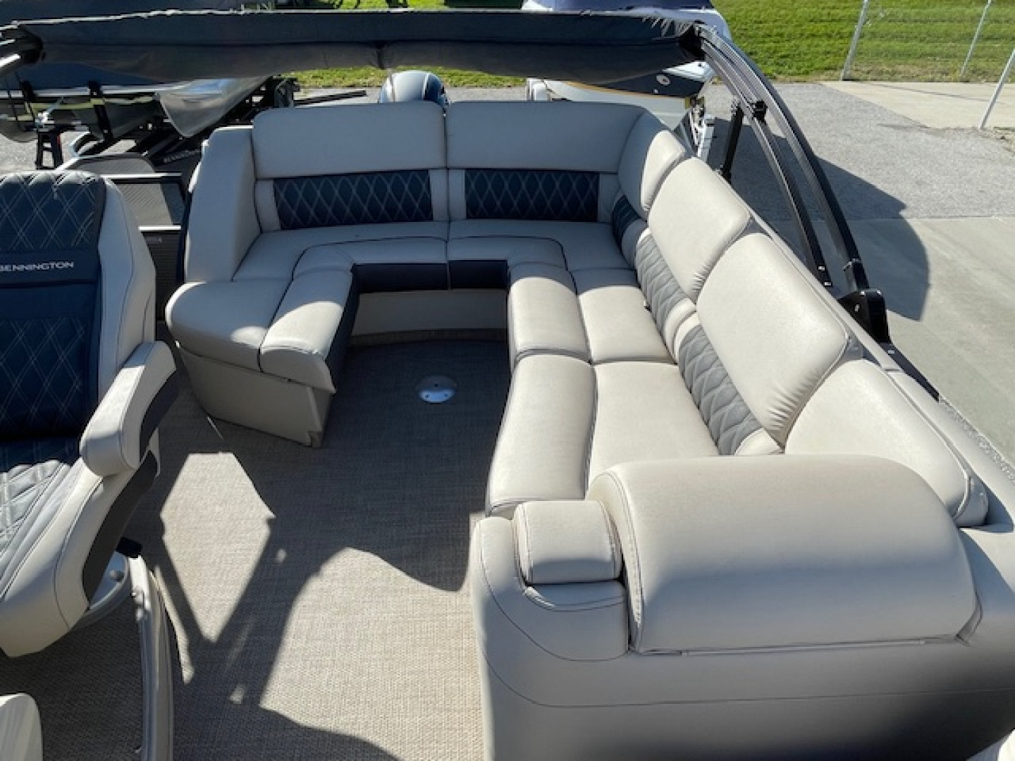 Used 2019 Bennington 2350 RCL Tritoon Pontoon Boat