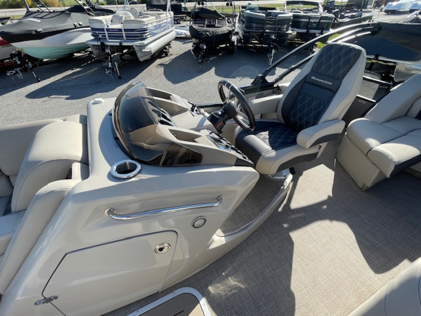 Used 2019 Bennington 2350 RCL Tritoon Pontoon Boat