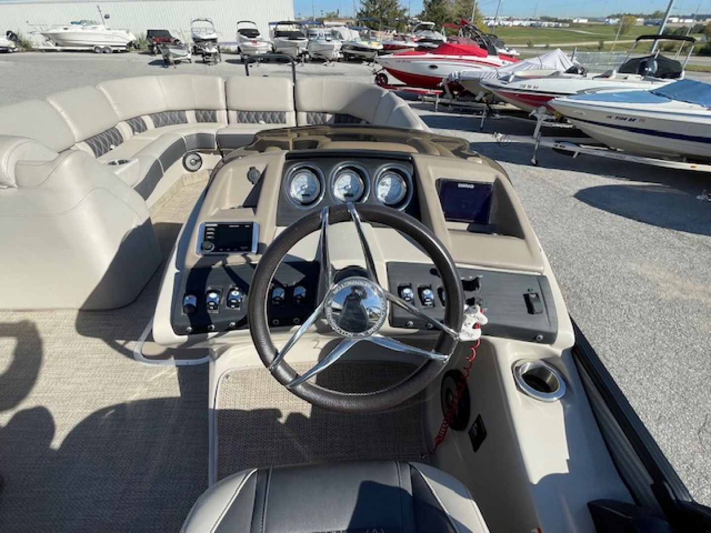 Used 2019 Bennington 2350 RCL Tritoon Pontoon Boat