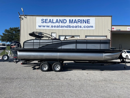 Used 2019 Bennington 2350 RCL Tritoon Pontoon Boat