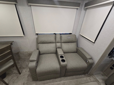 Used 2021 Palomino Rockwood 2893BS Fifth Wheel