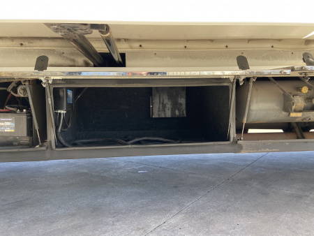 Used 2005 Renegade 17Ft w/ Slide