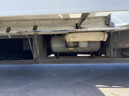 Used 2005 Renegade 17Ft w/ Slide