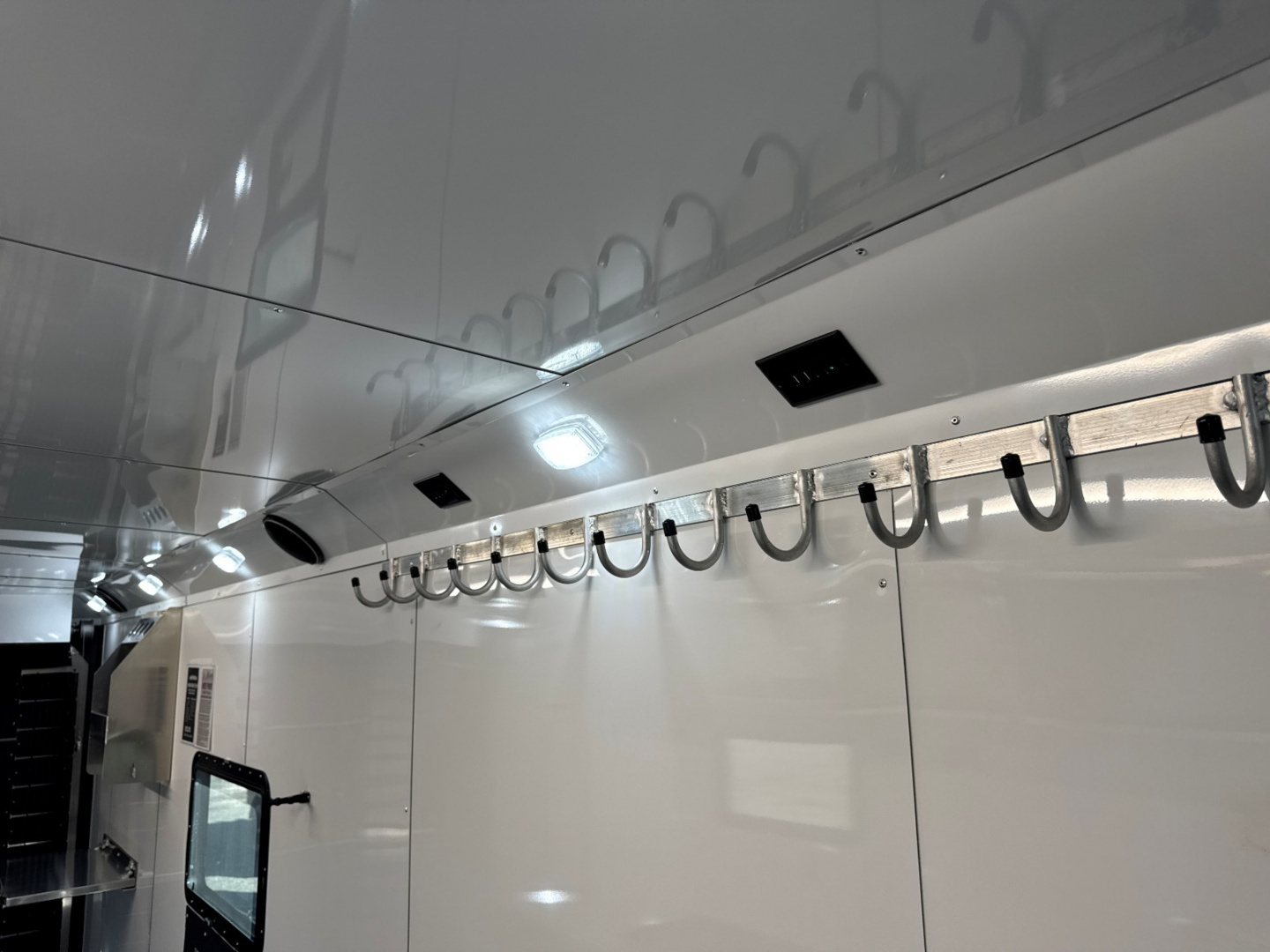 New 2026 Logan Coach Horse Power Burandt Edition