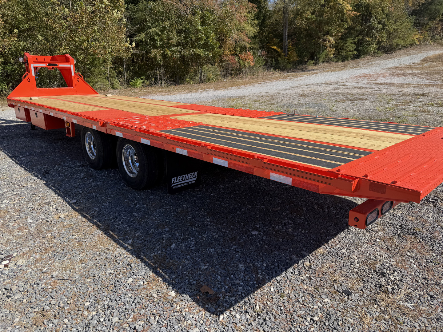 New 2026 Diamond C FMAX210 GOOSENECK TRAILER PACESETTER EDITION HYDRO JACKS & DOVE ALUMINUM OUTER RIMS DISC BRAKES