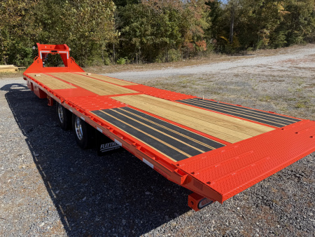 New 2026 Diamond C FMAX210 GOOSENECK TRAILER PACESETTER EDITION HYDRO JACKS & DOVE ALUMINUM OUTER RIMS DISC BRAKES