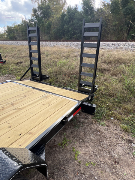 New 2026 P & T Trailers 82X22 GN 14K Flatbed Trailer
