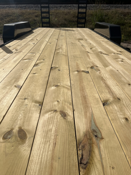 New 2026 P & T Trailers 82X22 GN 14K Flatbed Trailer