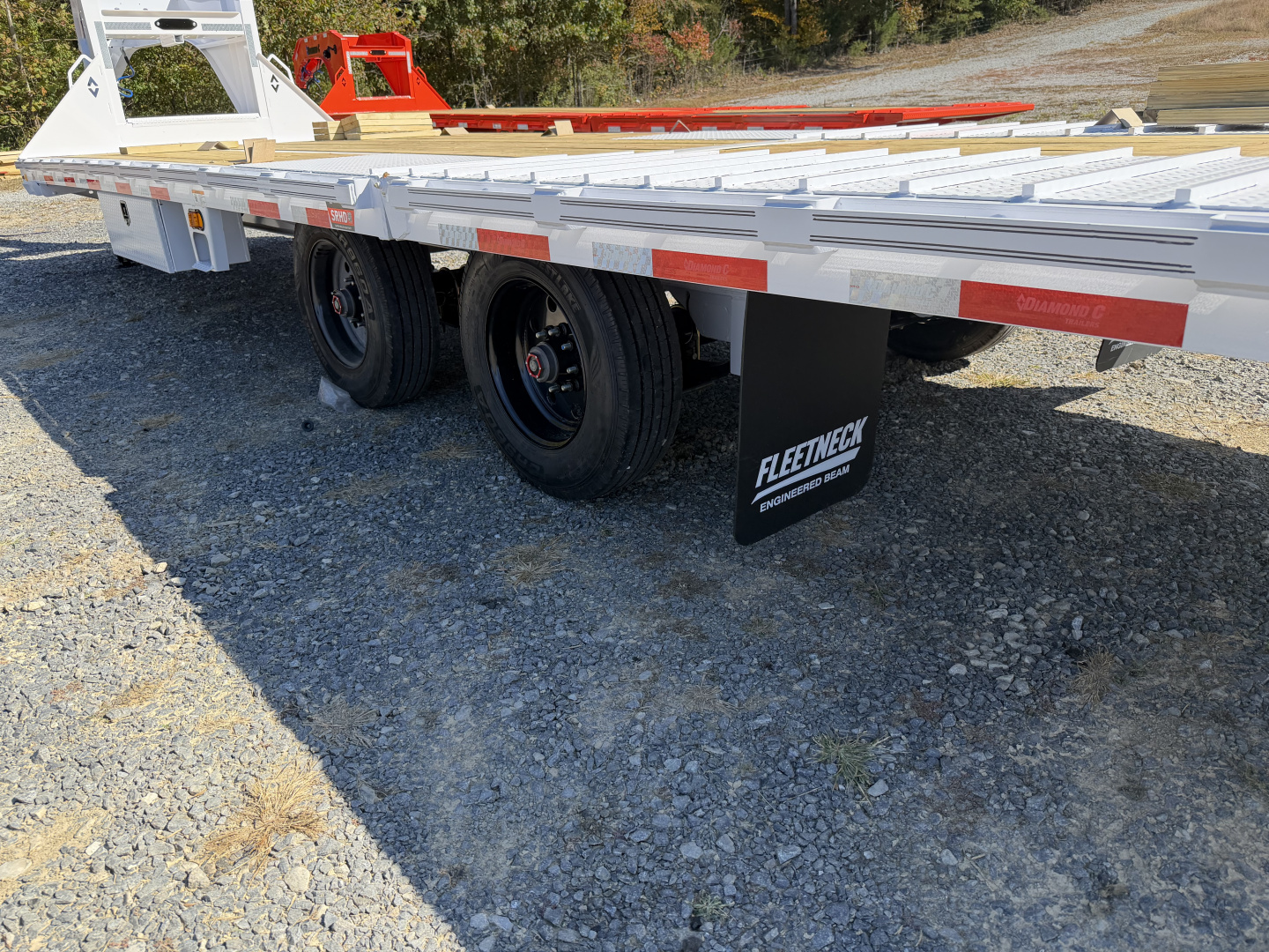 New 2026 Diamond C FMAX210SS GOOSENECK TRAILER SUPER SINGLE TIRES HYDRO DOVE & JACKS