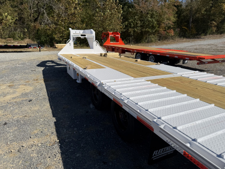 New 2026 Diamond C FMAX210SS GOOSENECK TRAILER SUPER SINGLE TIRES HYDRO DOVE & JACKS