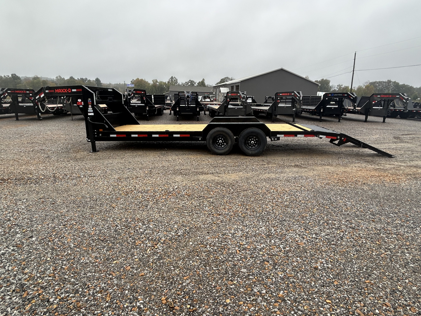New 2026 MAXXD 83"x22' 15.6k Gooseneck Equipment Trailer
