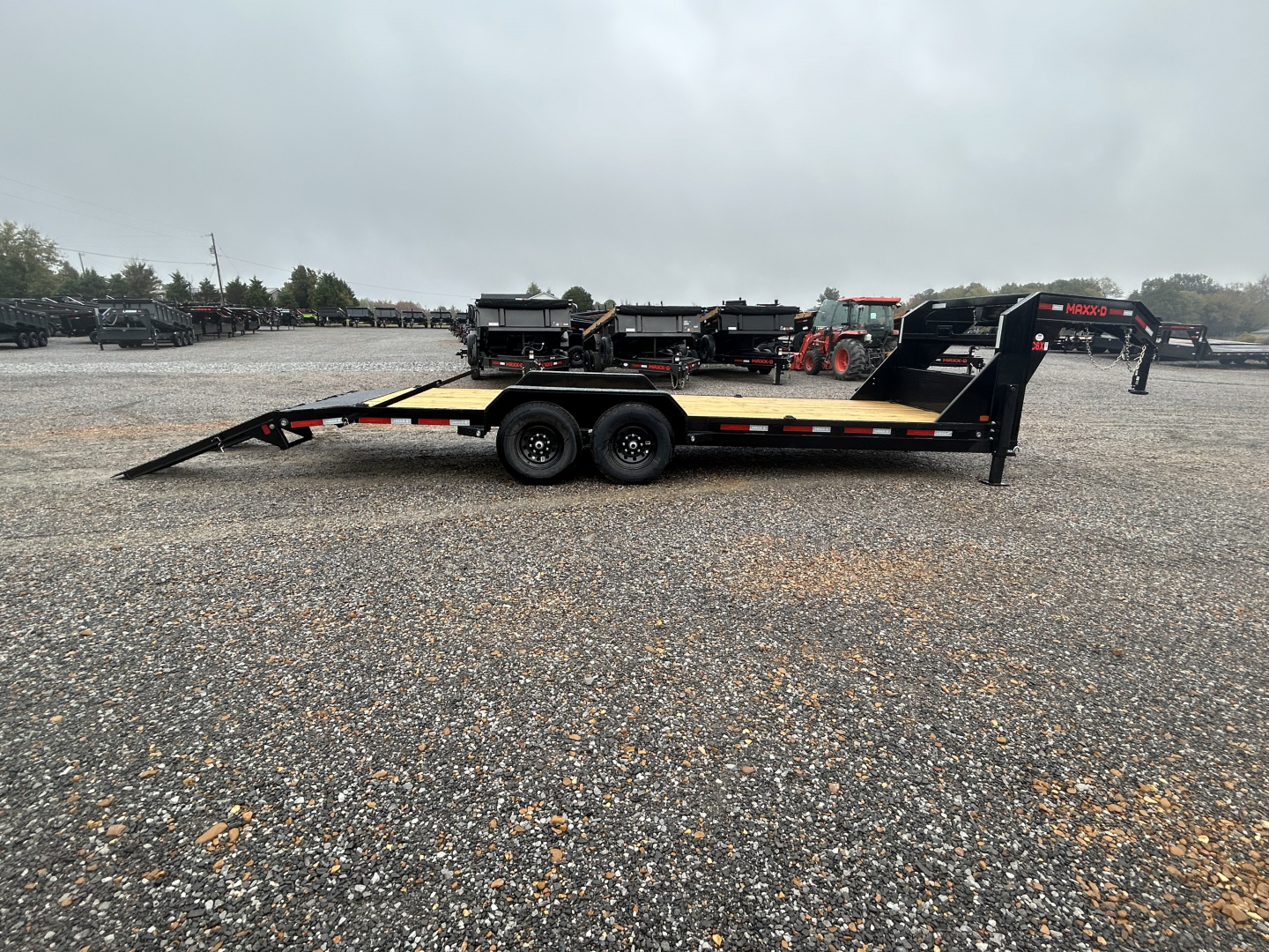 New 2026 MAXXD 83"x22' 15.6k Gooseneck Equipment Trailer