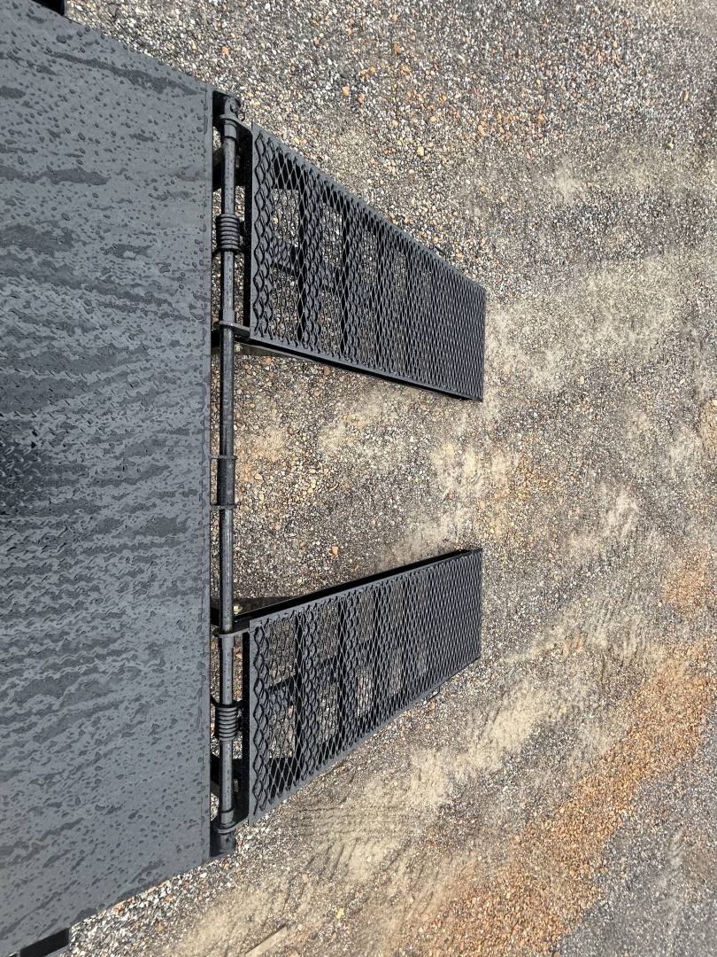 New 2026 MAXXD 83"x22' 15.6k Gooseneck Equipment Trailer