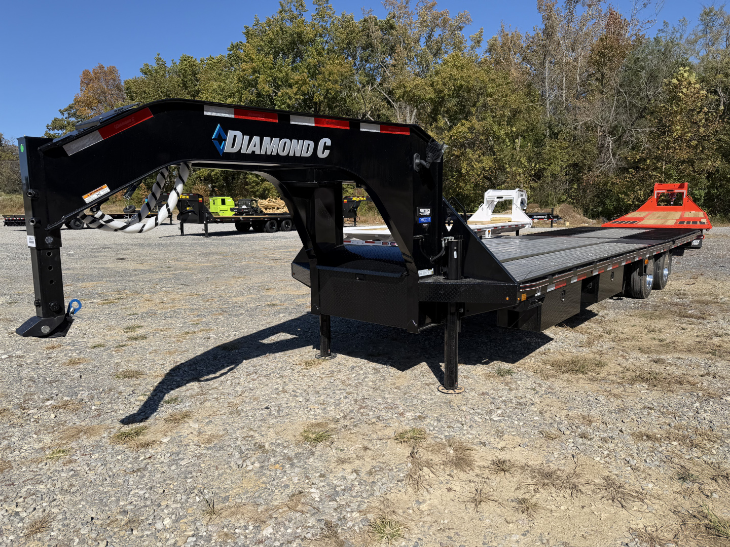 New 2026 Diamond C FMAX212 GOOSENECK TRAILER PACESETTER EDITION ALUMINUM FLOOR & OUTER RIMS HYDRO DOVE & JACKS DISC BRAKES