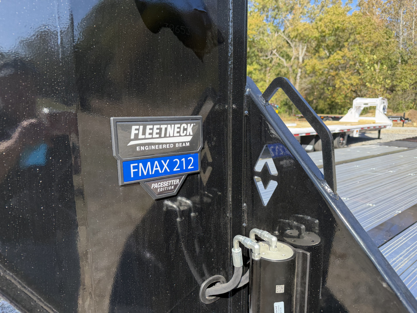 New 2026 Diamond C FMAX212 GOOSENECK TRAILER PACESETTER EDITION ALUMINUM FLOOR & OUTER RIMS HYDRO DOVE & JACKS DISC BRAKES