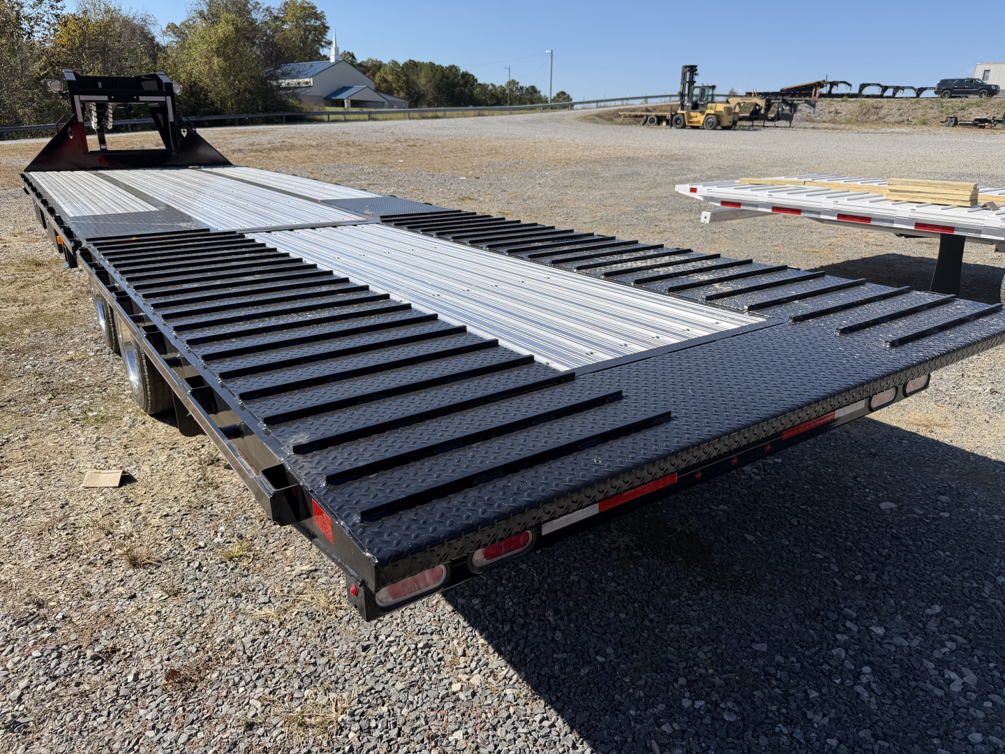 New 2026 Diamond C FMAX212 GOOSENECK TRAILER PACESETTER EDITION ALUMINUM FLOOR & OUTER RIMS HYDRO DOVE & JACKS DISC BRAKES